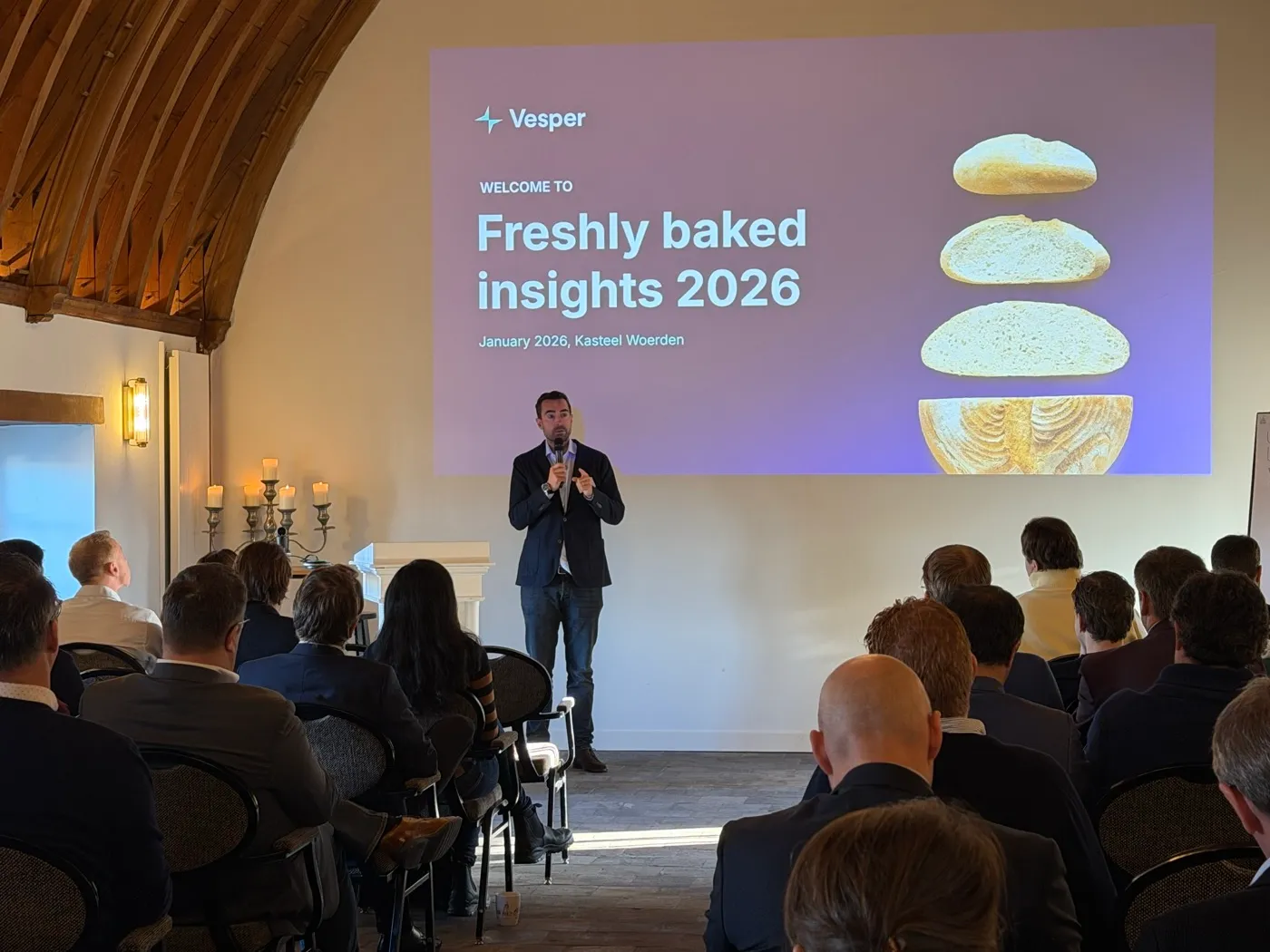 A Vesper analyst presenting to attendees at the bakery procurement event at Kasteel Woerden, January 2026.